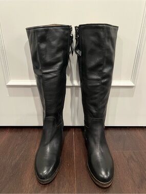 El Campero Black Leather Boots with Brown Heel Panels
